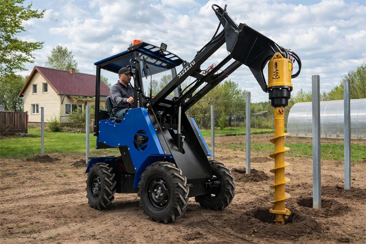 Барнаулец-500 со шнеком на участке